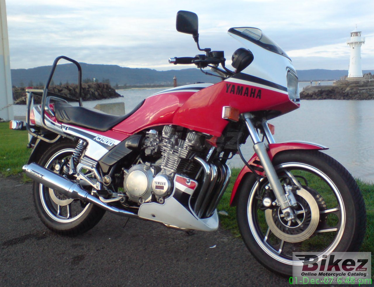 Big  xj 900 picture and wallpaper from Bikez.com
